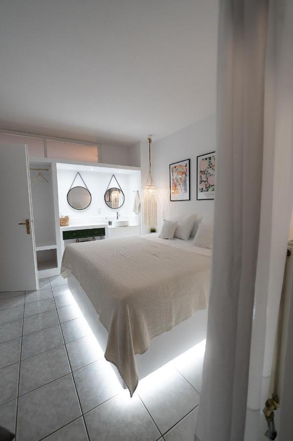Appartamento Camo'S House Poros Town Esterno foto