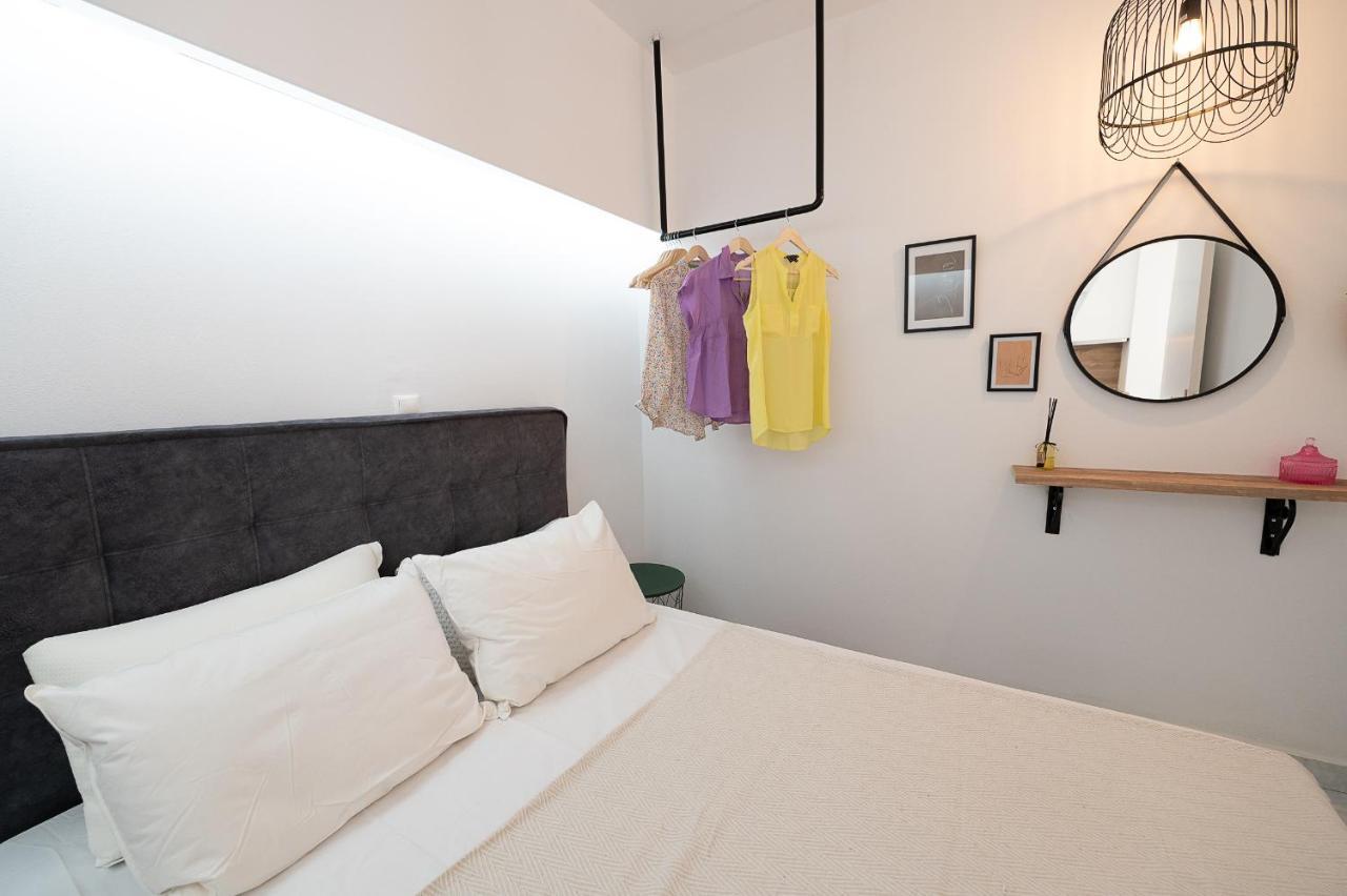 Appartamento Camo'S House Poros Town Esterno foto